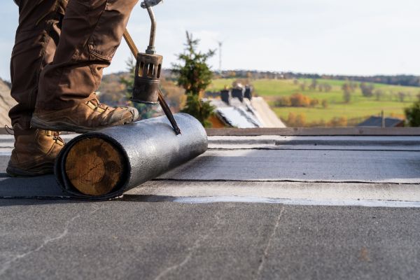 Flat Roof Tar Repair in Southington